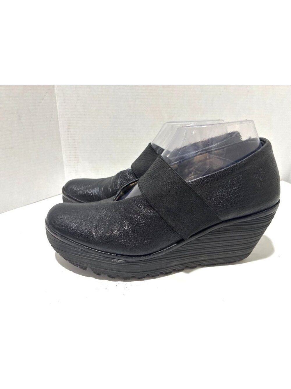 Fly London Yasi wedge Black Leather shoes rubber platform sole elastic strap sz
